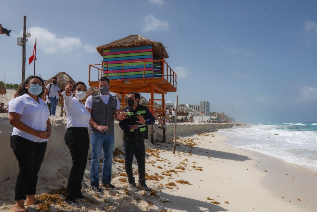 El Municipio de Cancún supervisó las afectaciones ocasionadas por las lluvias registradas en las últimas 24 horas en Playa Delfines