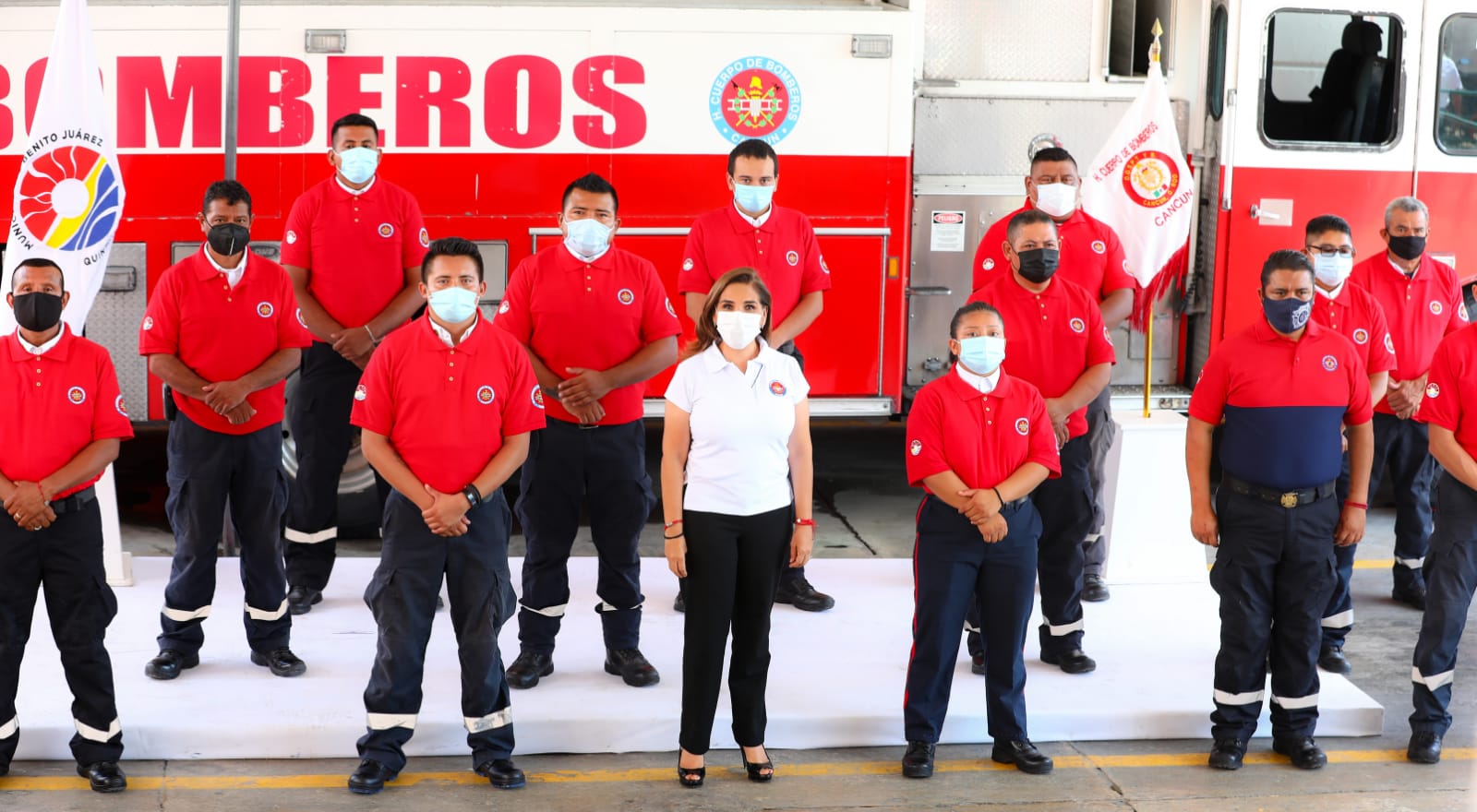 Cuerpo de Bomberos en Cancún es fortalecido por gobierno y sociedad civil